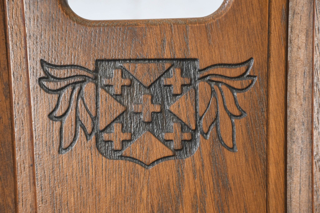 中古　美品　希少な絶版品!!　カリモク家具(karimoku)　ルスティック(RUSTIC)　オーク材　カントリースタイルの空間づくりにおすすめなダイニングチェア4脚セット(板座チェア、椅子、イス、バラ売り可能)(R-083257)