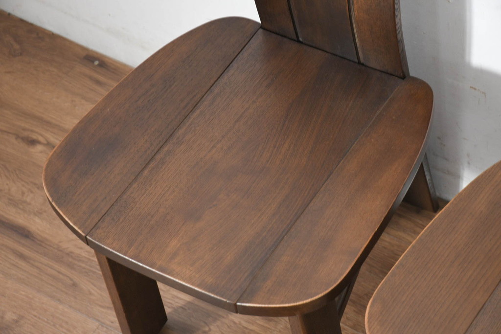 中古　美品　希少な廃番品!!　カリモク家具(karimoku)　ナラ(楢)材　持ち手付き　和モダンなハイバックチェア4脚セット(板座チェア、椅子、イス、バラ売り可能)(R-082709)
