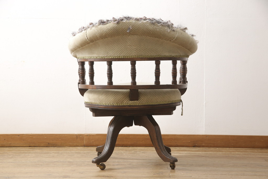 イギリスアンティーク　マホガニー材　エレガントな空間演出におすすめなキャスター付きチェア(アームチェア、椅子、イス)(R-058059)