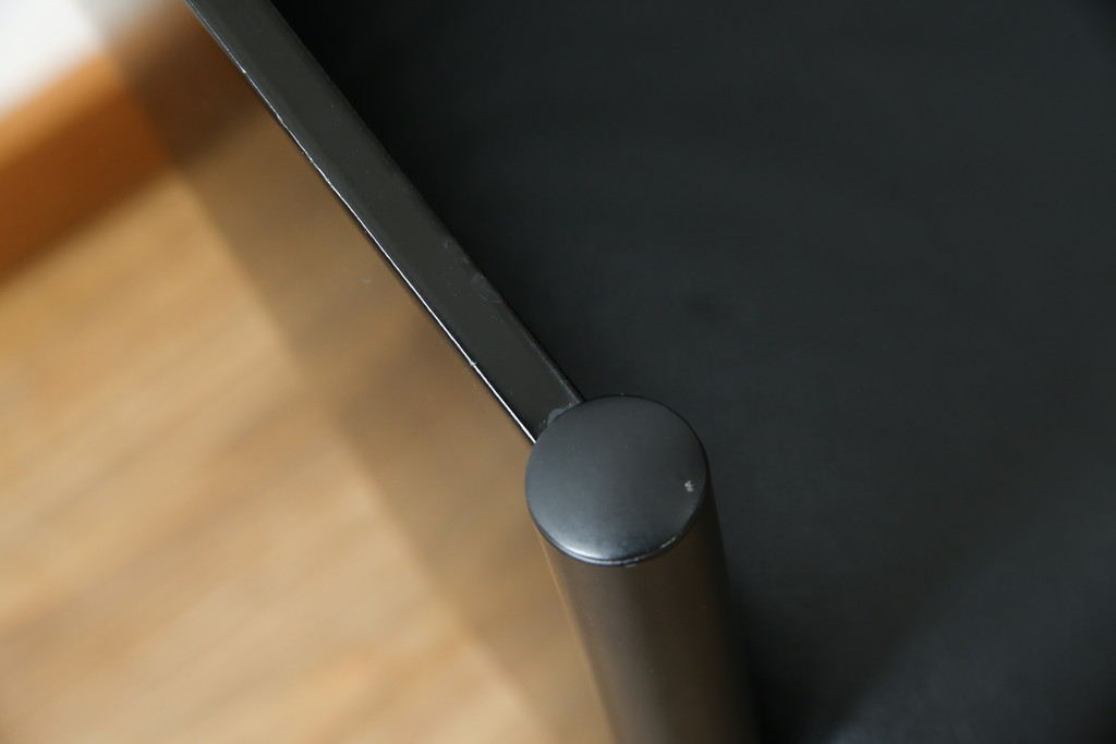 イタリアビンテージ　名作希少品!!　ドリアデ(Driade)　コステス(COSTES)　フィリップ・スタルク(Philippe Starck)デザイン　流線形のフォルムが美しいダイニングチェア2脚セット(椅子、イス、ヴィンテージ、バラ売り可能)(R-082289)