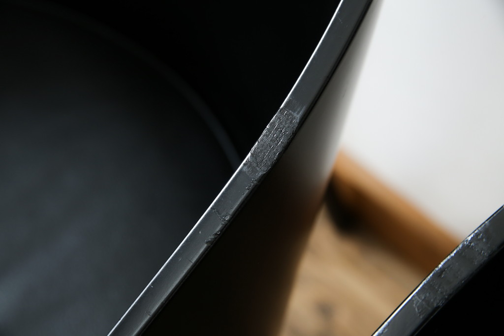 イタリアビンテージ　名作希少品!!　ドリアデ(Driade)　コステス(COSTES)　フィリップ・スタルク(Philippe Starck)デザイン　流線形のフォルムが美しいダイニングチェア2脚セット(椅子、イス、ヴィンテージ、バラ売り可能)(R-082289)