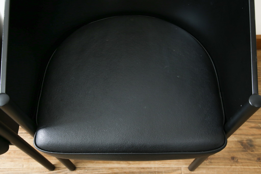 イタリアビンテージ　名作希少品!!　ドリアデ(Driade)　コステス(COSTES)　フィリップ・スタルク(Philippe Starck)デザイン　流線形のフォルムが美しいダイニングチェア2脚セット(椅子、イス、ヴィンテージ、バラ売り可能)(R-082289)