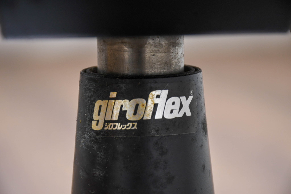 スイスビンテージ　高級オフィス家具メーカー Giroflex(ジロフレックス)　名作82Pasal(パサール)　美しいミッドセンチュリーの佇まいが際立つハイバックデスクチェア(オフィスチェア、アームチェア、デスクチェア、ミーティングチェア、回転椅子、イス、ヴィンテージ)(定価約40万円)(R-083252)