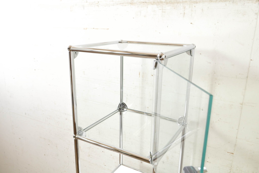 中古　USMハラー(USM Haller)　鍵付きショーケースが魅力の鉄製キャビネット(収納棚、オープンラック、飾り棚、陳列棚、ガラスケース、店舗什器)(R-074362)