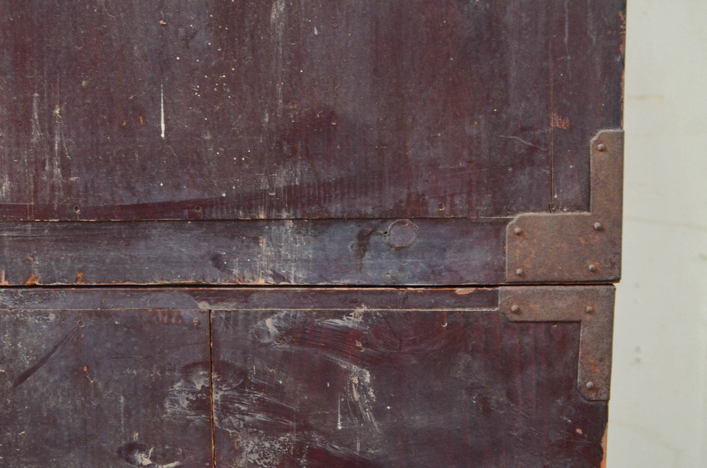 和製アンティーク　前面欅(ケヤキ)材　味わい深い佇まいが魅力の二本松箪笥(重ね箪笥、時代箪笥、和タンス、衣装たんす、整理タンス、収納タンス、引き出し)(R-069381)