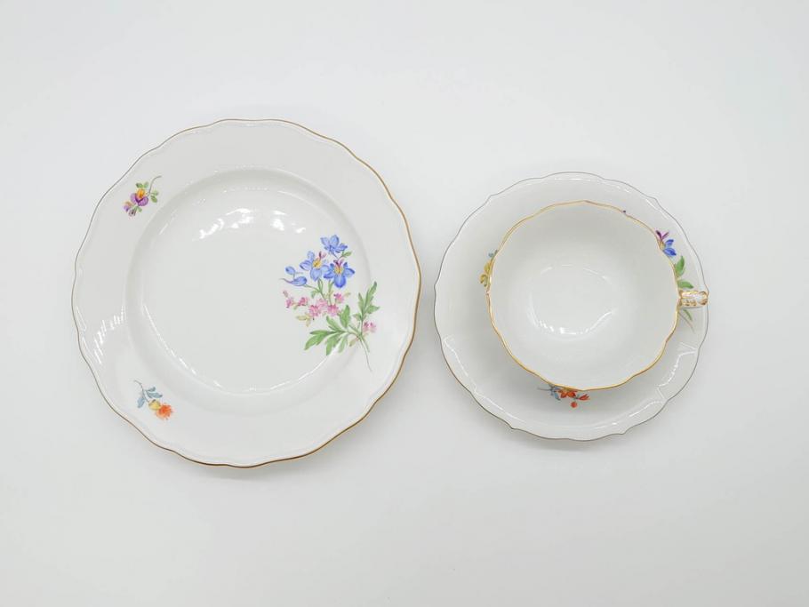 ドイツ　マイセン　Meissen　ベーシックフラワー　二つ花　優美な雰囲気が素敵なトリオセット(ティーカップ&ソーサー、プレート、皿、洋食器)(R-070232)