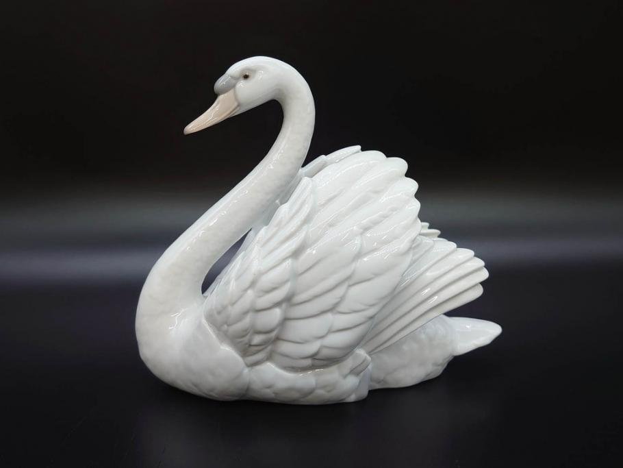 スペイン　リヤドロ　LLADRO　白鳥　フィギュリン(箱なし、陶器人形、置物、オブジェ、スワン、Swan)(R-076902)