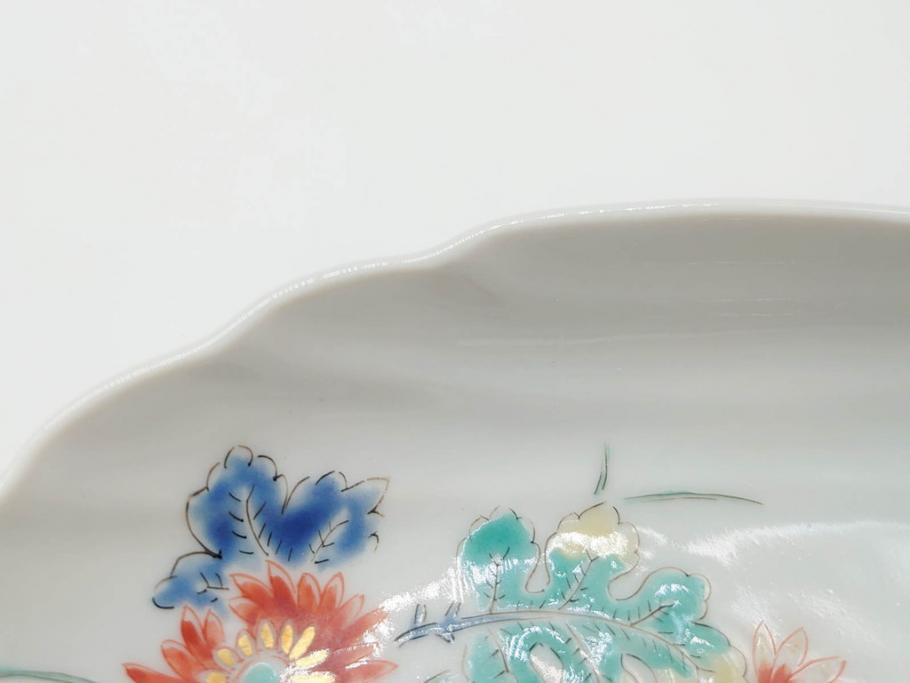 江戸期　色絵　約18cm　5.9寸　シンプルながら上品な雰囲気溢れる変形皿6枚セット(和食器、五寸九分)(検索ワード:柿右衛門様式、花散らしの図、輪花)(R-070266)