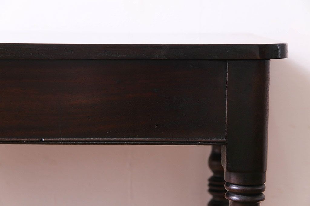 アンティーク家具　フランスアンティーク　マホガニー材　落ち着いた雰囲気が品のあるコンソールテーブル(サイドテーブル、飾り台)