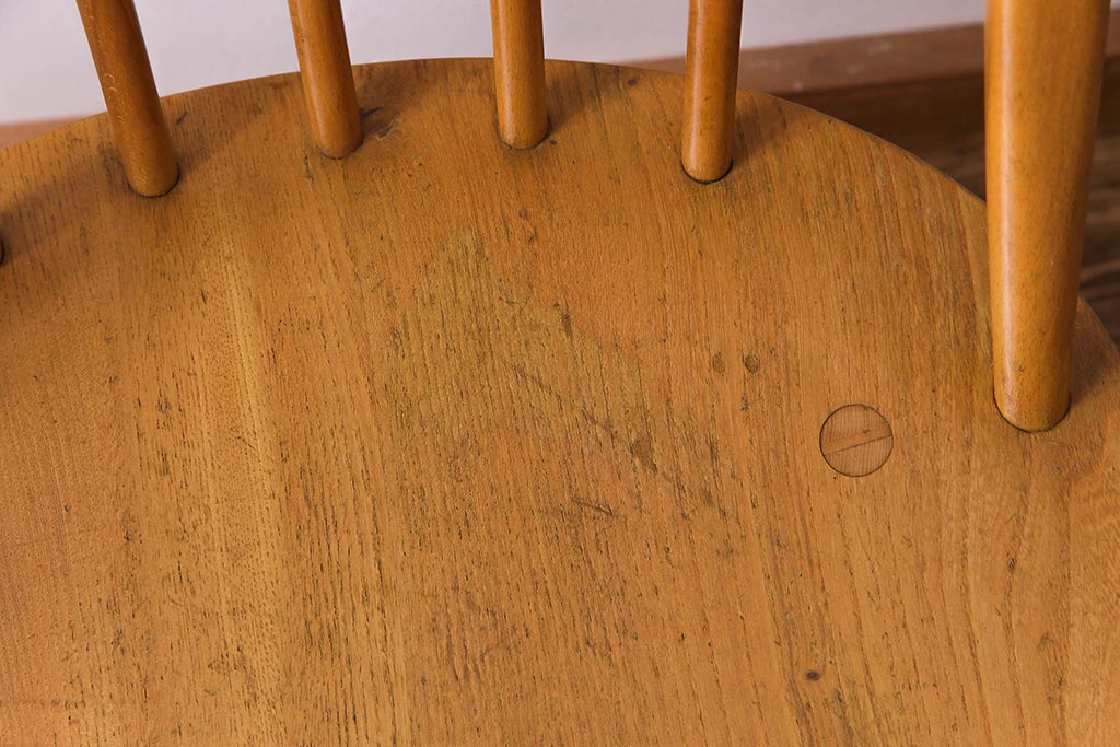 ヴィンテージ家具　イギリスビンテージ　ERCOL(アーコール)　ナチュラルテイストにおすすめなクェーカーチェア(ダイニングチェア)(1)