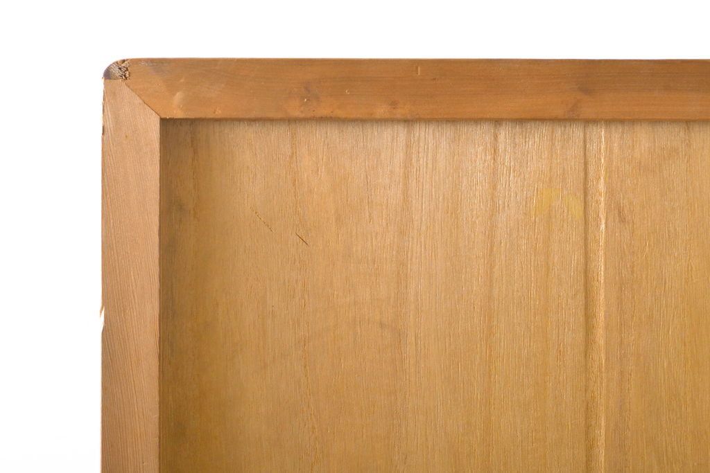 中古　漆塗り　浮造り　屋久杉の杢目が楽しめる上品な佇まいの整理箪笥(整理たんす、衣装箪笥、和たんす、和箪笥、引き出し、チェスト)(R-061827)