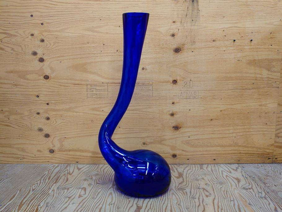昭和レトロ　特大　ユニークなフォルムが目を惹くアクセントになるフラワーベース(スウィングベース、花瓶、花入れ、花器、オブジェ、ホームインテリア、ディスプレイ、ブルー)(R-076962)