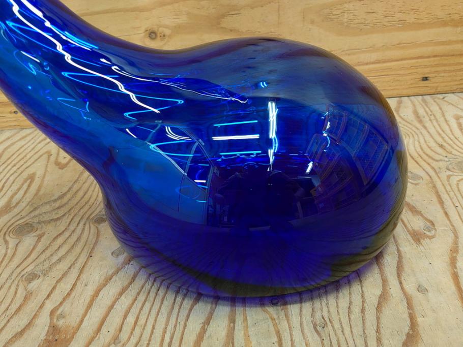 昭和レトロ　特大　ユニークなフォルムが目を惹くアクセントになるフラワーベース(スウィングベース、花瓶、花入れ、花器、オブジェ、ホームインテリア、ディスプレイ、ブルー)(R-076962)