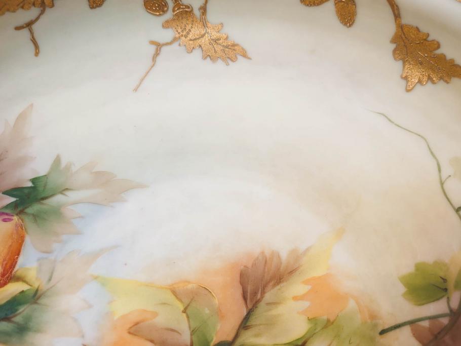 明治～大正期　オールドノリタケ　NORITAKE　木の実　金彩　金盛　ハンドペイント　自然モチーフが繊細な筆致と豊かな色彩で描かれた優雅な雰囲気のボウル(深皿、鉢、プレート、洋食器)(R-083291)
