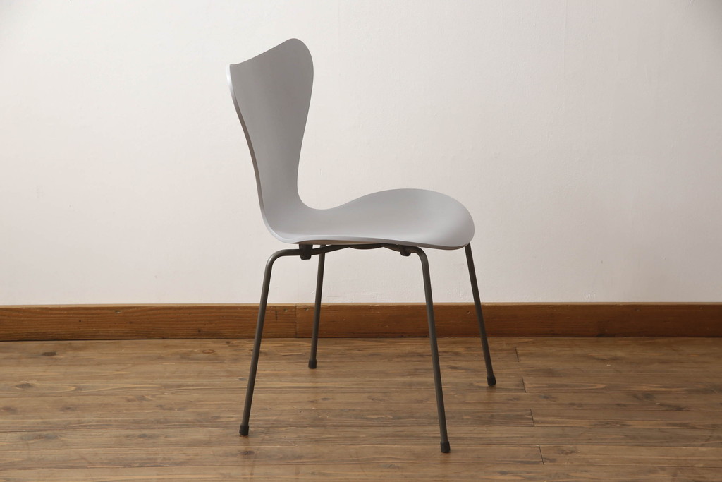 中古 新品同様!! FRITZ HANSEN(フリッツハンセン) SERIES 7(セブン