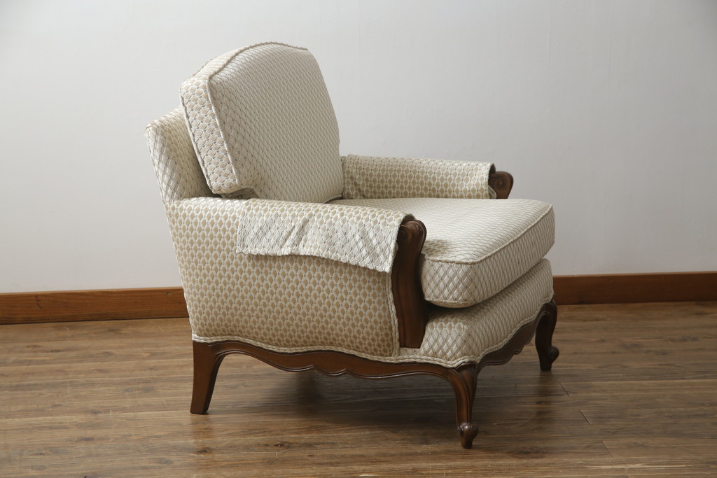 中古　超美品!!　DREXEL HERITAGE(ドレクセルヘリテイジ)　Upholstery(アップホルスタリー)　張り替え済み　クラシカルな佇まいの1人掛けソファ(アームチェア、一人掛け、1P、ラウンジチェア)(R-066406)
