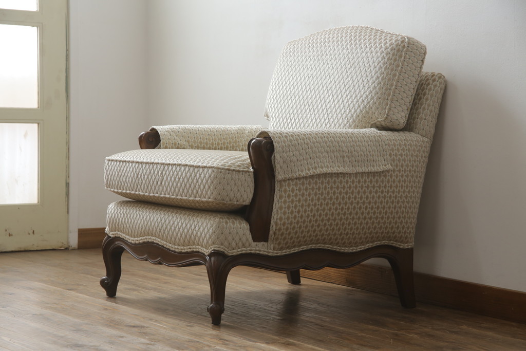 中古　超美品!!　DREXEL HERITAGE(ドレクセルヘリテイジ)　Upholstery(アップホルスタリー)　張り替え済み　クラシカルな佇まいの1人掛けソファ(アームチェア、一人掛け、1P、ラウンジチェア)(R-066406)