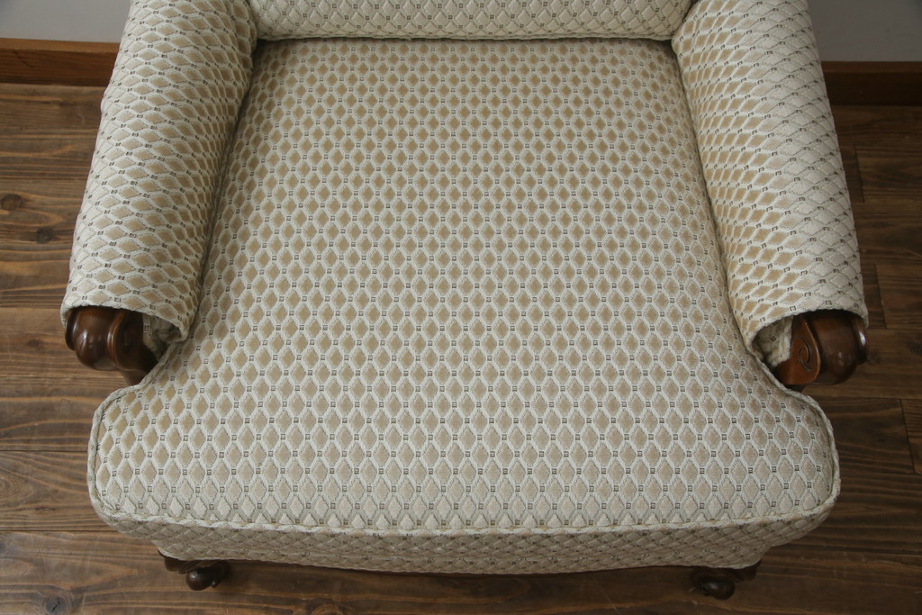 中古　超美品!!　DREXEL HERITAGE(ドレクセルヘリテイジ)　Upholstery(アップホルスタリー)　張り替え済み　クラシカルな佇まいの1人掛けソファ(アームチェア、一人掛け、1P、ラウンジチェア)(R-066406)
