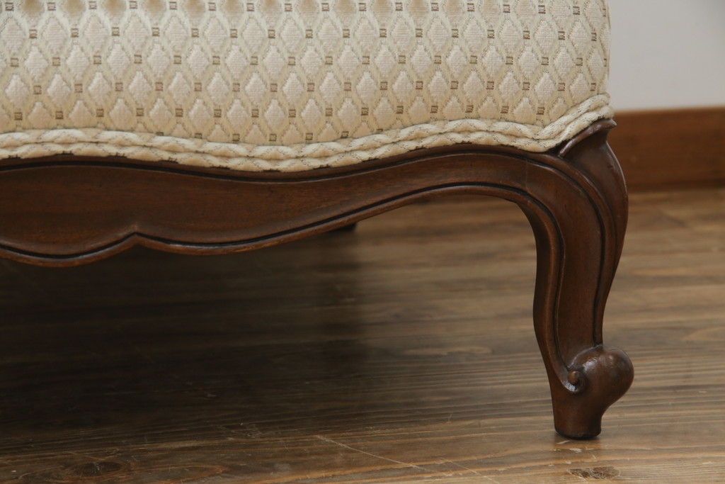 中古　超美品!!　DREXEL HERITAGE(ドレクセルヘリテイジ)　Upholstery(アップホルスタリー)　張り替え済み　クラシカルな佇まいの1人掛けソファ(アームチェア、一人掛け、1P、ラウンジチェア)(R-066406)