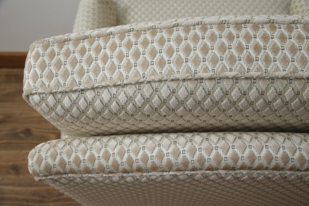 中古　超美品!!　DREXEL HERITAGE(ドレクセルヘリテイジ)　Upholstery(アップホルスタリー)　張り替え済み　クラシカルな佇まいの1人掛けソファ(アームチェア、一人掛け、1P、ラウンジチェア)(R-066406)