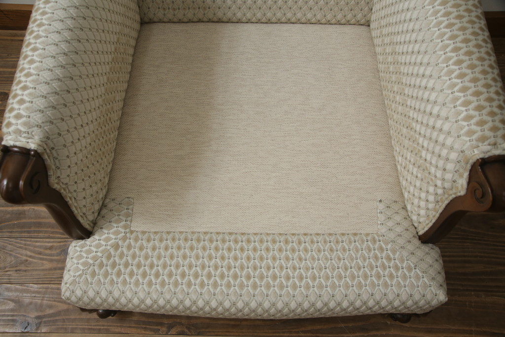 中古　超美品!!　DREXEL HERITAGE(ドレクセルヘリテイジ)　Upholstery(アップホルスタリー)　張り替え済み　クラシカルな佇まいの1人掛けソファ(アームチェア、一人掛け、1P、ラウンジチェア)(R-066406)