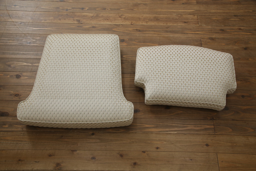中古　超美品!!　DREXEL HERITAGE(ドレクセルヘリテイジ)　Upholstery(アップホルスタリー)　張り替え済み　クラシカルな佇まいの1人掛けソファ(アームチェア、一人掛け、1P、ラウンジチェア)(R-066406)