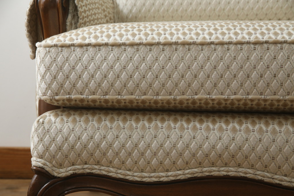 中古　超美品!!　DREXEL HERITAGE(ドレクセルヘリテイジ)　Upholstery(アップホルスタリー)　張り替え済み　クラシカルな佇まいの1Pソファ(アームチェア、一人掛け、1人掛け、ラウンジチェア)(定価約45万円)(R-066488)