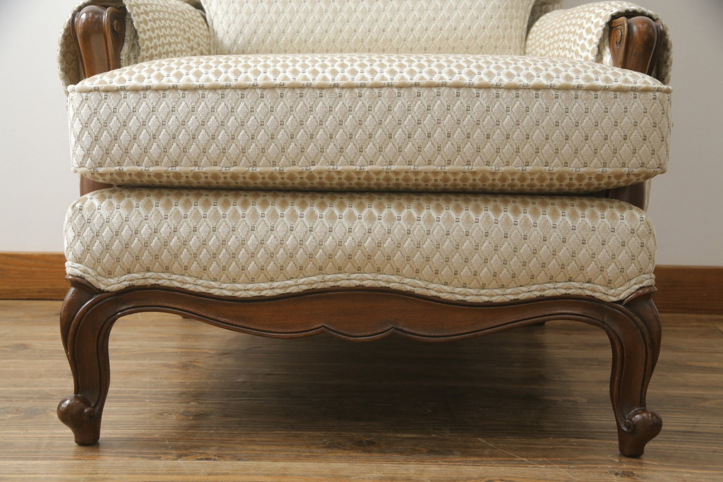 中古　超美品!!　DREXEL HERITAGE(ドレクセルヘリテイジ)　Upholstery(アップホルスタリー)　張り替え済み　クラシカルな佇まいの1Pソファ(アームチェア、一人掛け、1人掛け、ラウンジチェア)(定価約45万円)(R-066488)