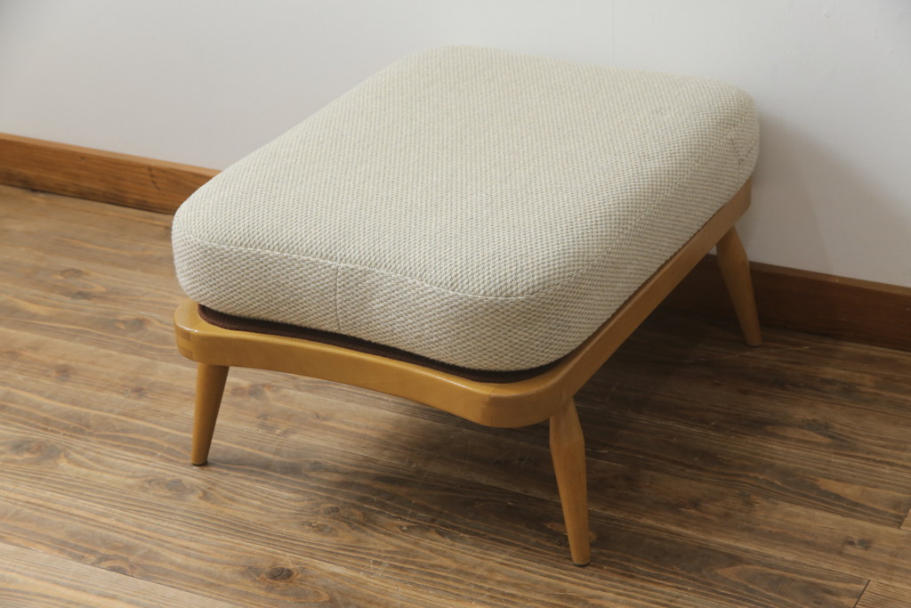 イギリスビンテージ　希少!　ERCOL(アーコール)　くつろぎの空間を演出する3人掛けソファとオットマンのセット(三人掛けソファ、3P、アームソファ、トリプルソファ、フットスツール、ヴィンテージ、英国、北欧)(R-067129)