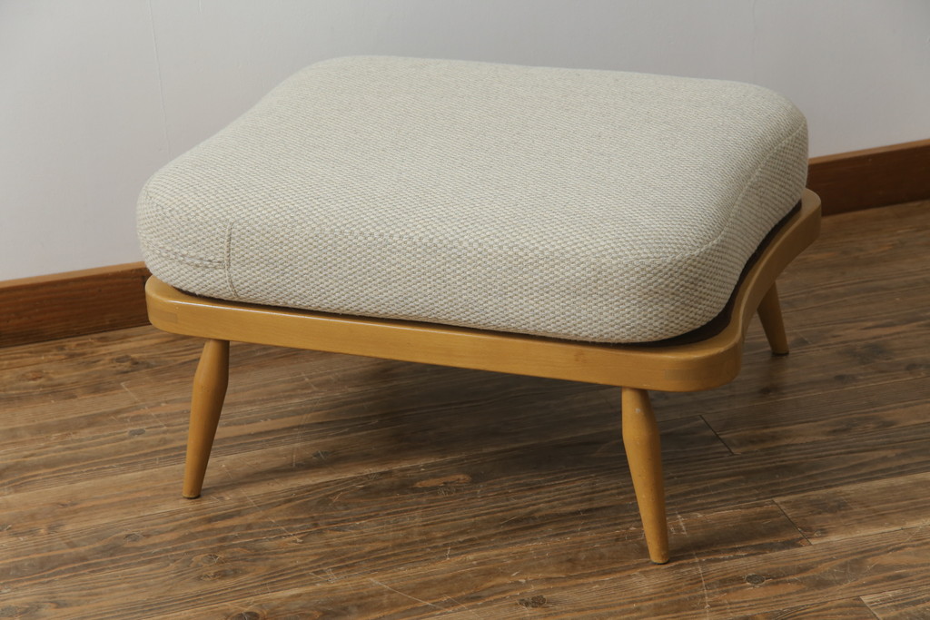 イギリスビンテージ　希少!　ERCOL(アーコール)　くつろぎの空間を演出する3人掛けソファとオットマンのセット(三人掛けソファ、3P、アームソファ、トリプルソファ、フットスツール、ヴィンテージ、英国、北欧)(R-067129)