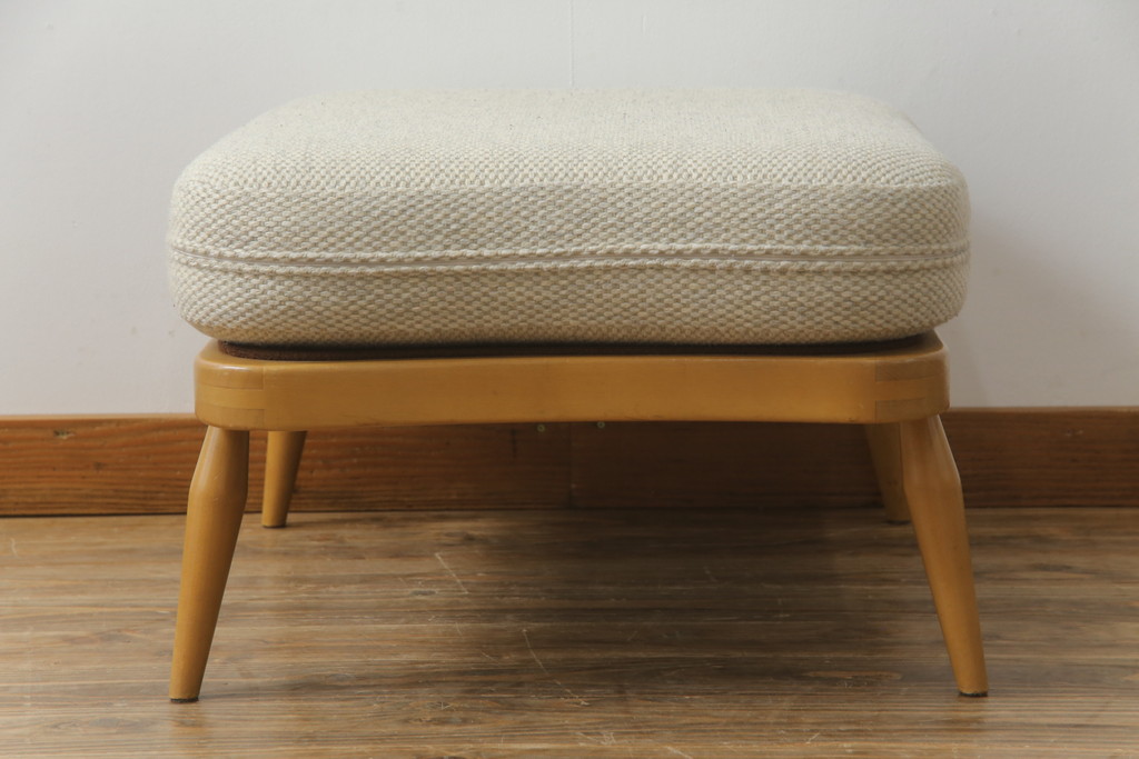 イギリスビンテージ　希少!　ERCOL(アーコール)　くつろぎの空間を演出する3人掛けソファとオットマンのセット(三人掛けソファ、3P、アームソファ、トリプルソファ、フットスツール、ヴィンテージ、英国、北欧)(R-067129)