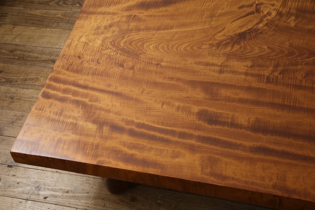 中古　栃の木一枚板　木の温もりを存分に感じられる座卓(ローテーブル、センターテーブル)(R-058483)
