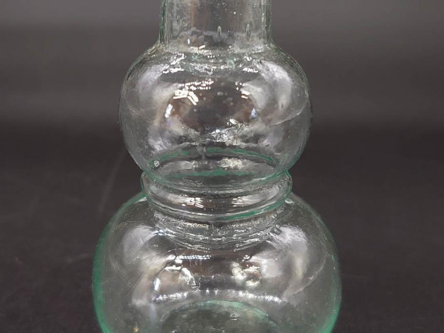 戦前　当時物　瓢箪型　気泡や絶妙なフォルムが味わいのあるニッキ水瓶5個セット(豆ガラス、ちびニッキ水、ガラス容器、駄菓子屋ビン、ペロペロ、レトロガラス、一輪挿し、ひょうたん)(R-076989)