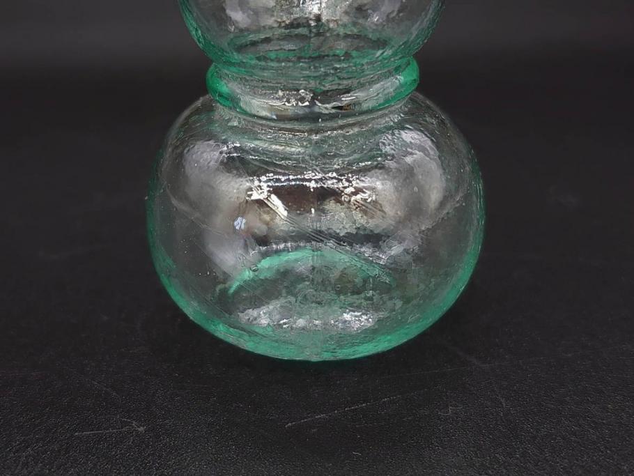戦前　当時物　瓢箪型　気泡や絶妙なフォルムが味わいのあるニッキ水瓶5個セット(豆ガラス、ちびニッキ水、ガラス容器、駄菓子屋ビン、ペロペロ、レトロガラス、一輪挿し、ひょうたん)(R-076990)