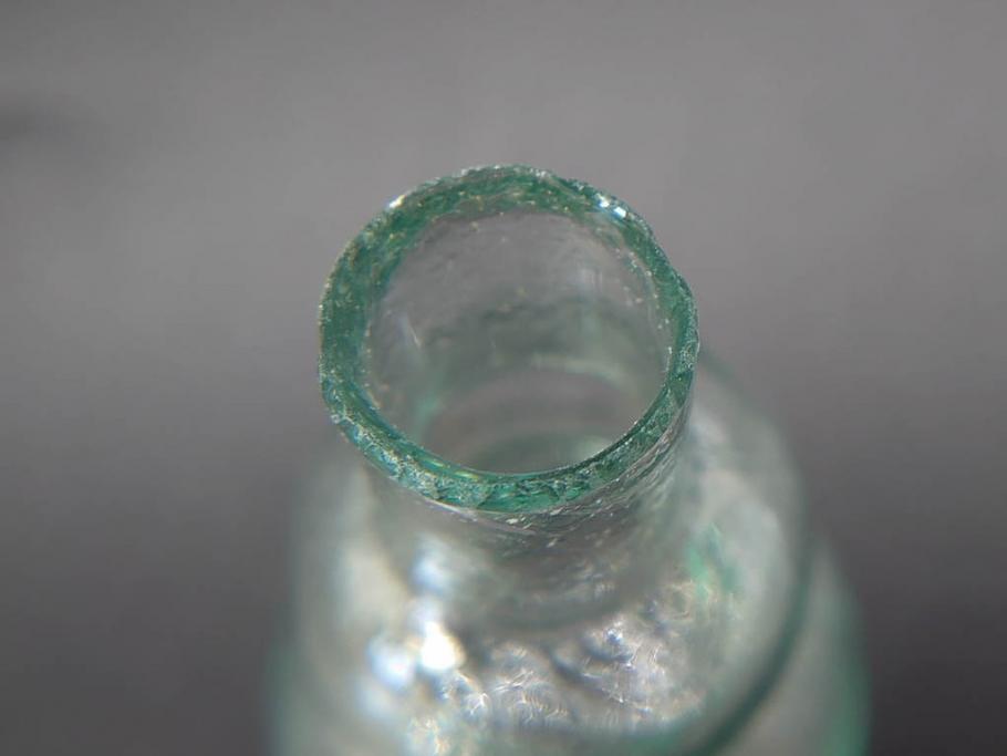 戦前　当時物　瓢箪型　気泡や絶妙なフォルムが味わいのあるニッキ水瓶5個セット(豆ガラス、ちびニッキ水、ガラス容器、駄菓子屋ビン、ペロペロ、レトロガラス、一輪挿し、ひょうたん)(R-076990)