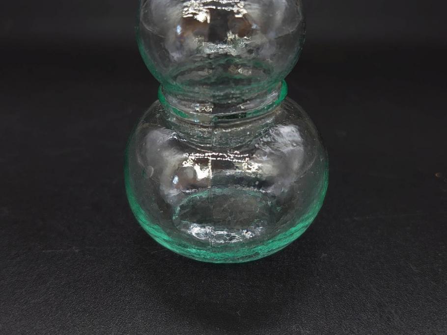 戦前　当時物　瓢箪型　気泡や絶妙なフォルムが味わいのあるニッキ水瓶5個セット(豆ガラス、ちびニッキ水、ガラス容器、駄菓子屋ビン、ペロペロ、レトロガラス、一輪挿し、ひょうたん)(R-076991)