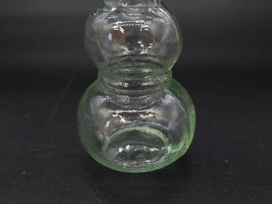 戦前　当時物　瓢箪型　気泡や絶妙なフォルムが味わいのあるニッキ水瓶5個セット(豆ガラス、ちびニッキ水、ガラス容器、駄菓子屋ビン、ペロペロ、レトロガラス、一輪挿し、ひょうたん)(R-076992)