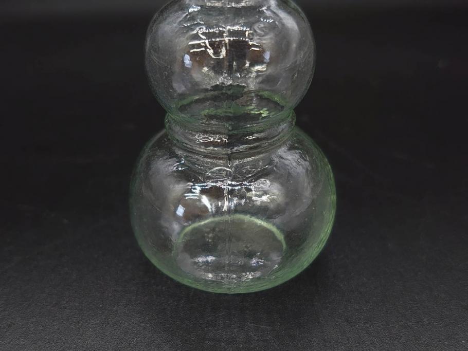 戦前　当時物　瓢箪型　気泡や絶妙なフォルムが味わいのあるニッキ水瓶5個セット(豆ガラス、ちびニッキ水、ガラス容器、駄菓子屋ビン、ペロペロ、レトロガラス、一輪挿し、ひょうたん)(R-076992)