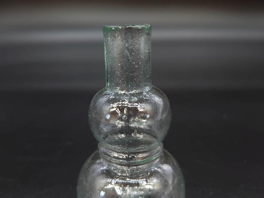 戦前　当時物　瓢箪型　気泡や絶妙なフォルムが味わいのあるニッキ水瓶5個セット(豆ガラス、ちびニッキ水、ガラス容器、駄菓子屋ビン、ペロペロ、レトロガラス、一輪挿し、ひょうたん)(R-076992)