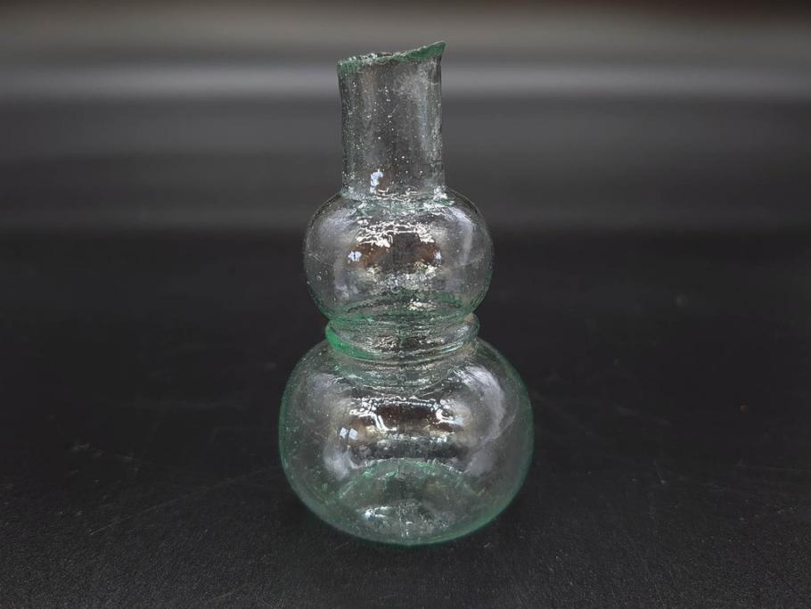 戦前　当時物　瓢箪型　気泡や絶妙なフォルムが味わいのあるニッキ水瓶5個セット(豆ガラス、ちびニッキ水、ガラス容器、駄菓子屋ビン、ペロペロ、レトロガラス、一輪挿し、ひょうたん)(R-076992)