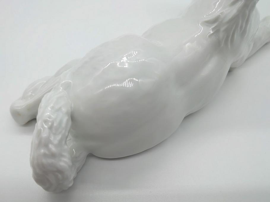 マイセン　MEISSEN　繊細さを感じる美しい白磁人形　伏せる馬(フィギュリン、オブジェ、箱なし)(R-060671)