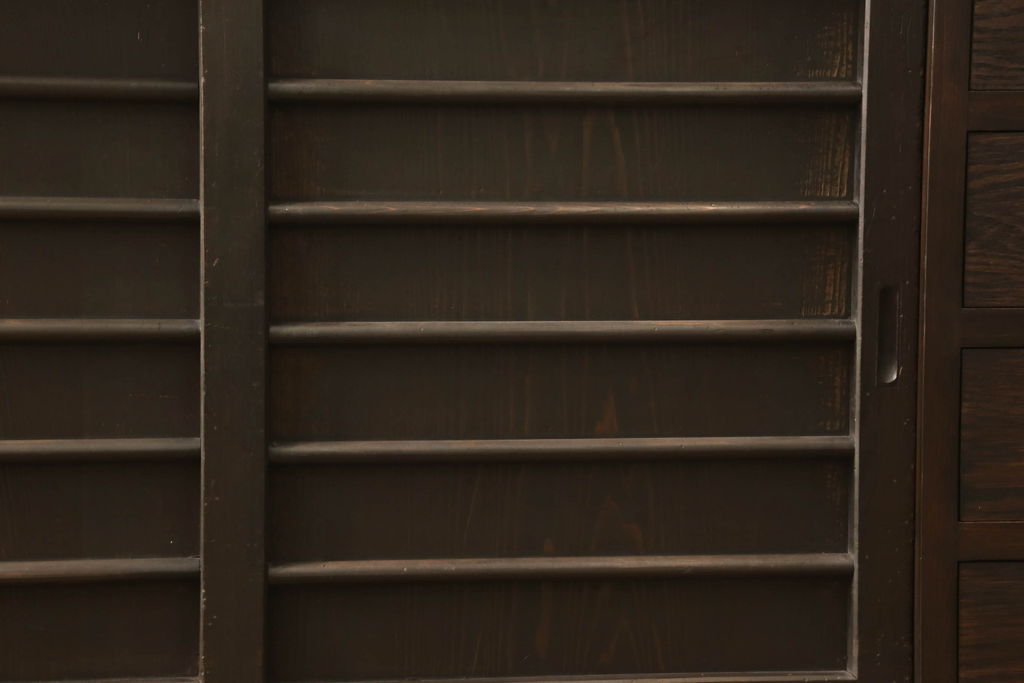 ラフジュ工房オリジナル　古建具リメイク　引き出し4杯付き　和モダンな脚付きローボード(収納棚、戸棚、サイドボード、リビングボード、キャビネット)(R-061577)