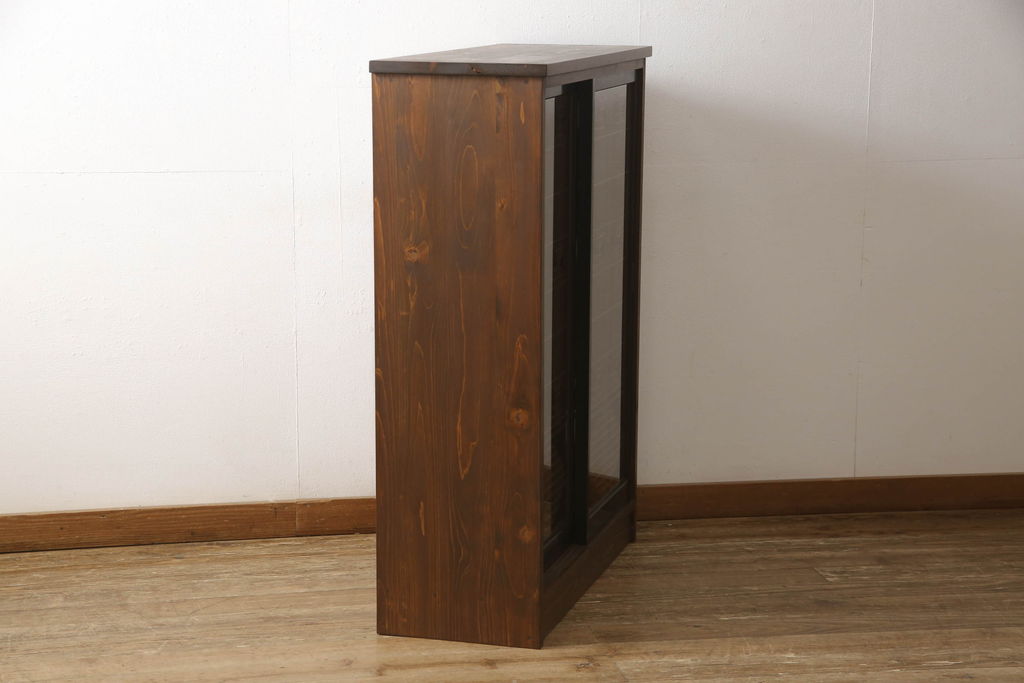 ラフジュ工房オリジナル　古建具リメイク　特徴的な組子が目を引く収納棚(戸棚、飾り棚、キャビネット)(R-062357)