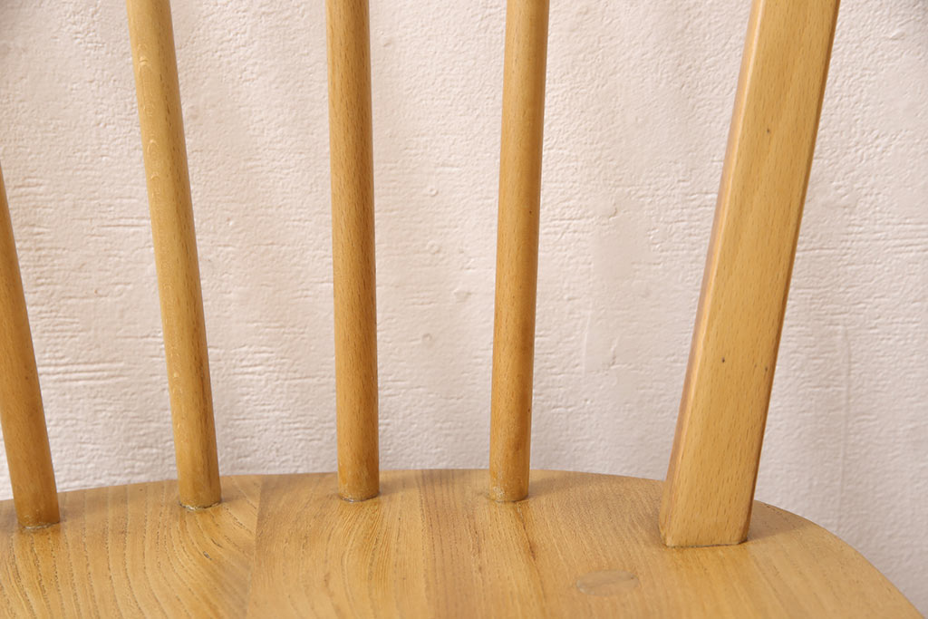 イギリスビンテージ　ERCOL(アーコール)　ナチュラルな雰囲気がかわいらしいフープバックチェア2脚セット(板座チェア、ダイニングチェア、ヴィンテージ)(R-052441)