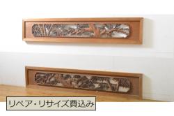 【加工実例】明治期の富山蔵戸に高品質リペアを施しました。吊り戸仕様にする為の加工、吊り金具・ガイドレールを取り付け。左框の両面には取っ手、引き戸鎌錠を取り付けました。格子部分の裏側にはクリアガラスをはめ込み、現状の色味を活かして仕上げました。(引き戸、玄関戸、建具)