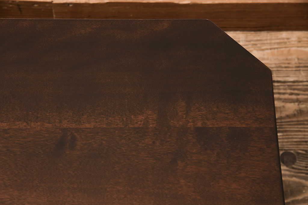 中古　松本民芸家具　斜めになった脚のデザインが印象的な67型座卓I(ローテーブル)(R-047547)