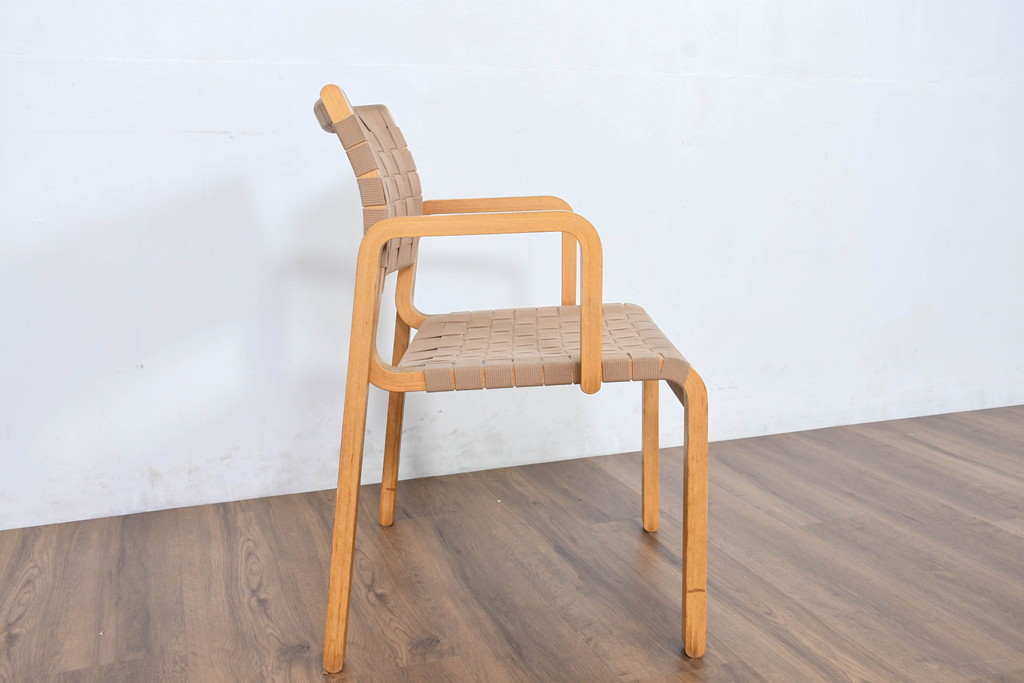 中古　arflex(アルフレックス)　NT SLIM(エヌティースリム)　アームチェア3脚セット(ダイニングチェア、椅子、イス、バラ売り可能)(定価3脚で約22万8千円)(R-083355)