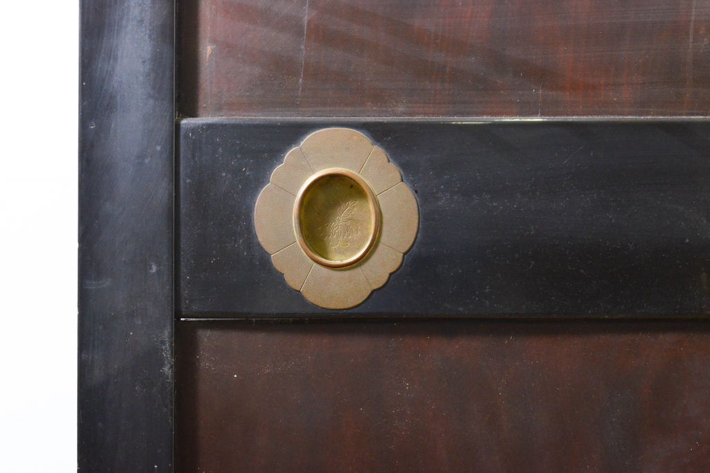 アンティーク建具　漆塗り　明治期より歴史を刻んだ風合いが魅力の帯戸2枚セット(引き戸、板戸、玄関戸、建具)(R-062743)