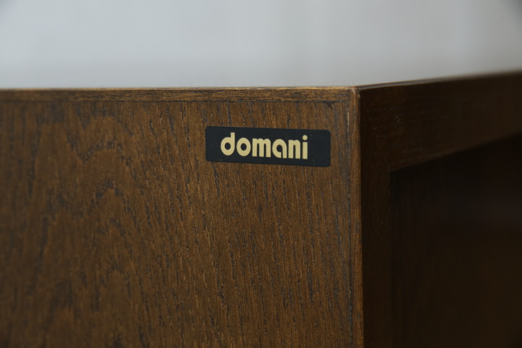 中古　カリモク家具(karimoku)　domani(ドマーニ)　Morganton(モーガントン)　上品な佇まいのドロワーチェスト(サイドチェスト、引き出し、店舗什器)(定価約30万円)(R-081891)