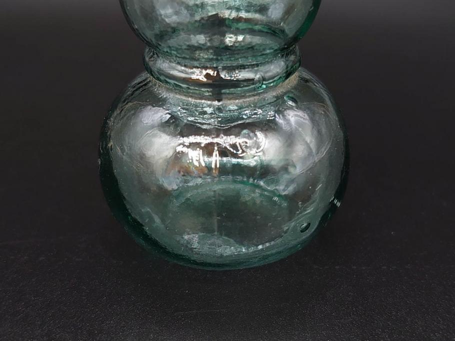 戦前　当時物　瓢箪型　気泡や絶妙なフォルムが味わいのあるニッキ水瓶5個セット(豆ガラス、ちびニッキ水、ガラス容器、駄菓子屋ビン、ペロペロ、レトロガラス、一輪挿し、ひょうたん)(R-077058)